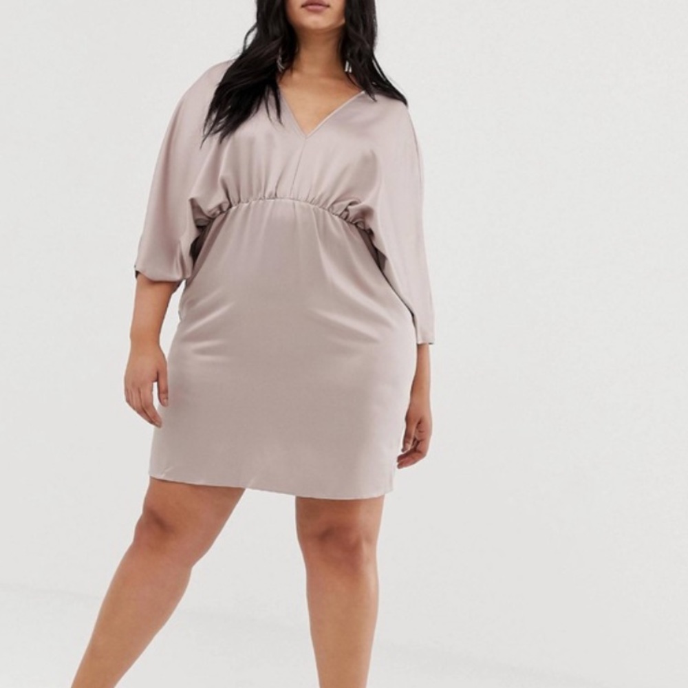 🆕 ASOS Design Curve Rose Gold Kimono Dress US 20
